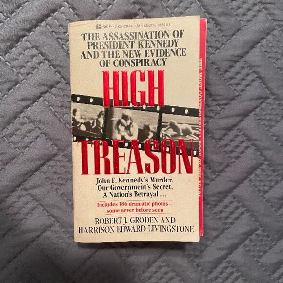 π€π€ ANY 3 LISTINGS FOR $10 - SET OF 3 BOOKS - JFK HIGH TREASON & MARY HIGGINS C - Picture 4 of 7